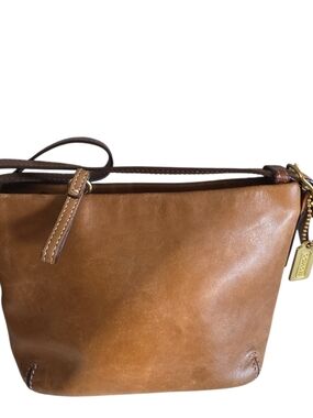 Vintage Coach Glove-Tanned Leather Shoulder Bag Brown 90s Minimalist Classic Zip